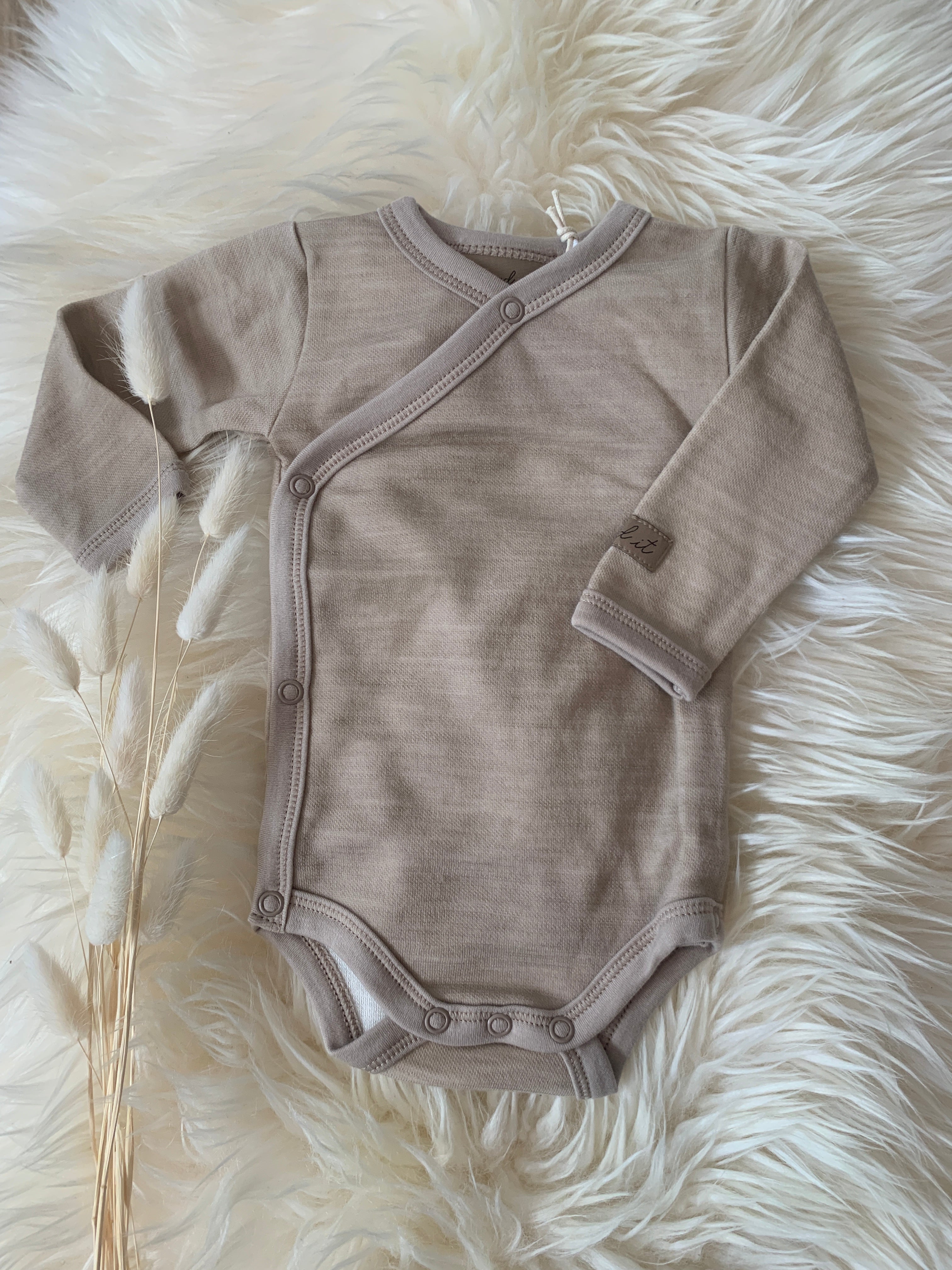 Need It - Fold-over body i ull/bambus "Digg" Sand