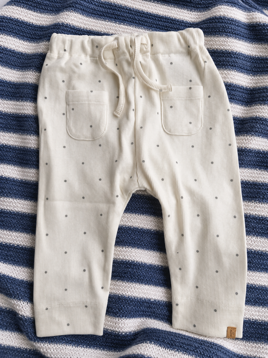 Lil`Atelier - Loose Pant "GAGO KEM" Coconut Milk Sleet Dot