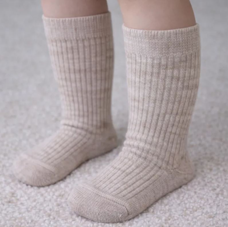 Need it - Sokker i merinoull Sand