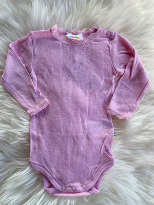 Joha - Body i ull/silke med blonder Rosa