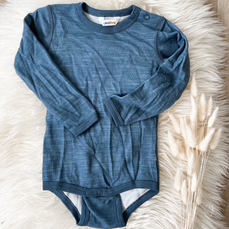 Joha - Body i ull/bambus "Farm" Blue