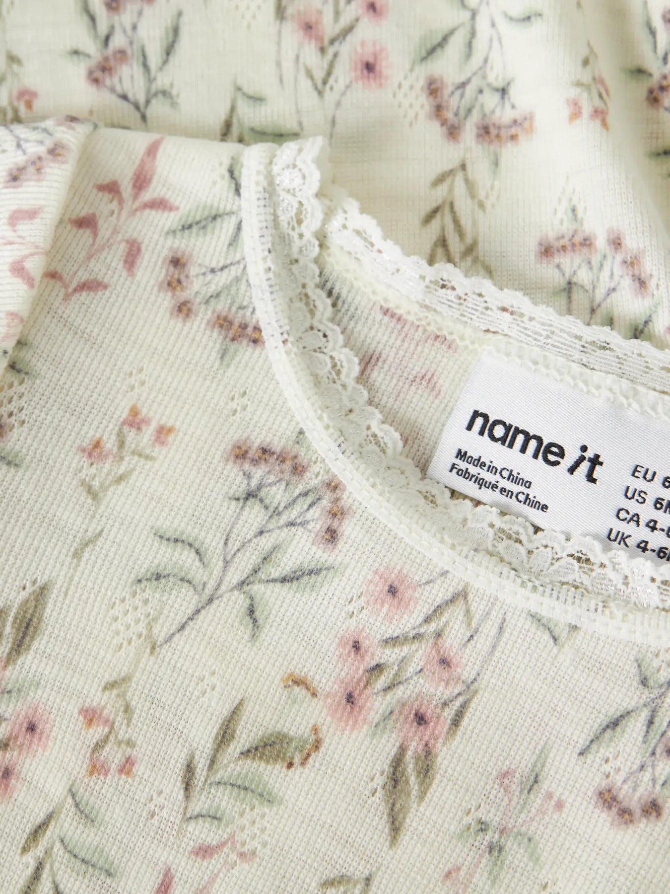 Name it - Body "WANG" Baby Snow White Blomster