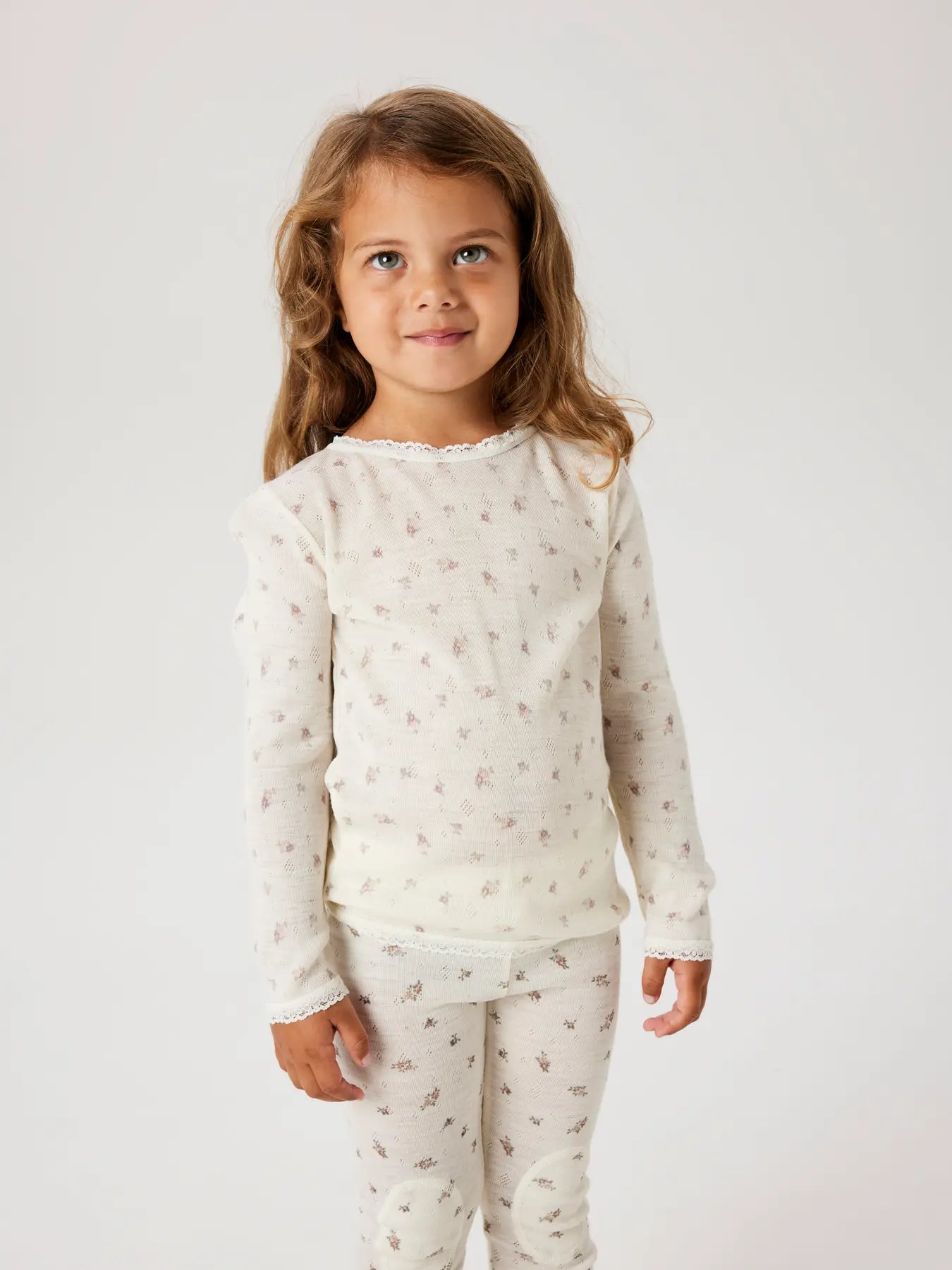 Name it - Ulltrøye WANG Mini Snow White Small flowers